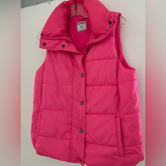 Old Navy Jackets & Blazers - Old Navy Women’s Pink Puffer Vest